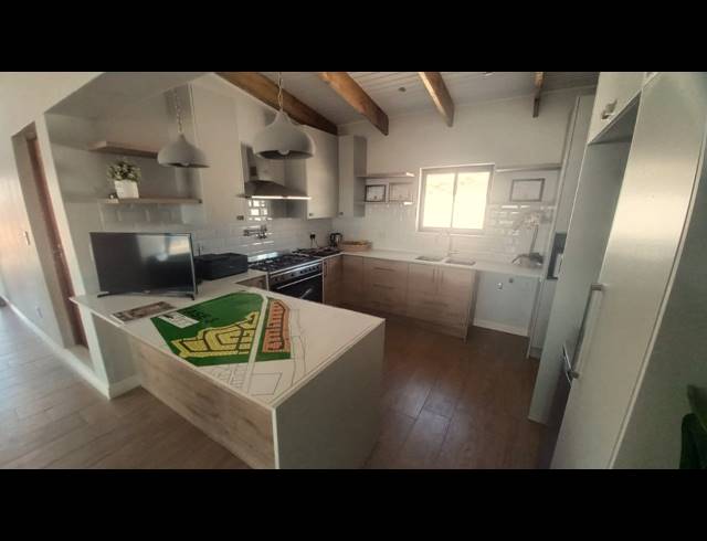 3 BEDROOM HOUSE FOR SALE IN STEENBERGS COVE